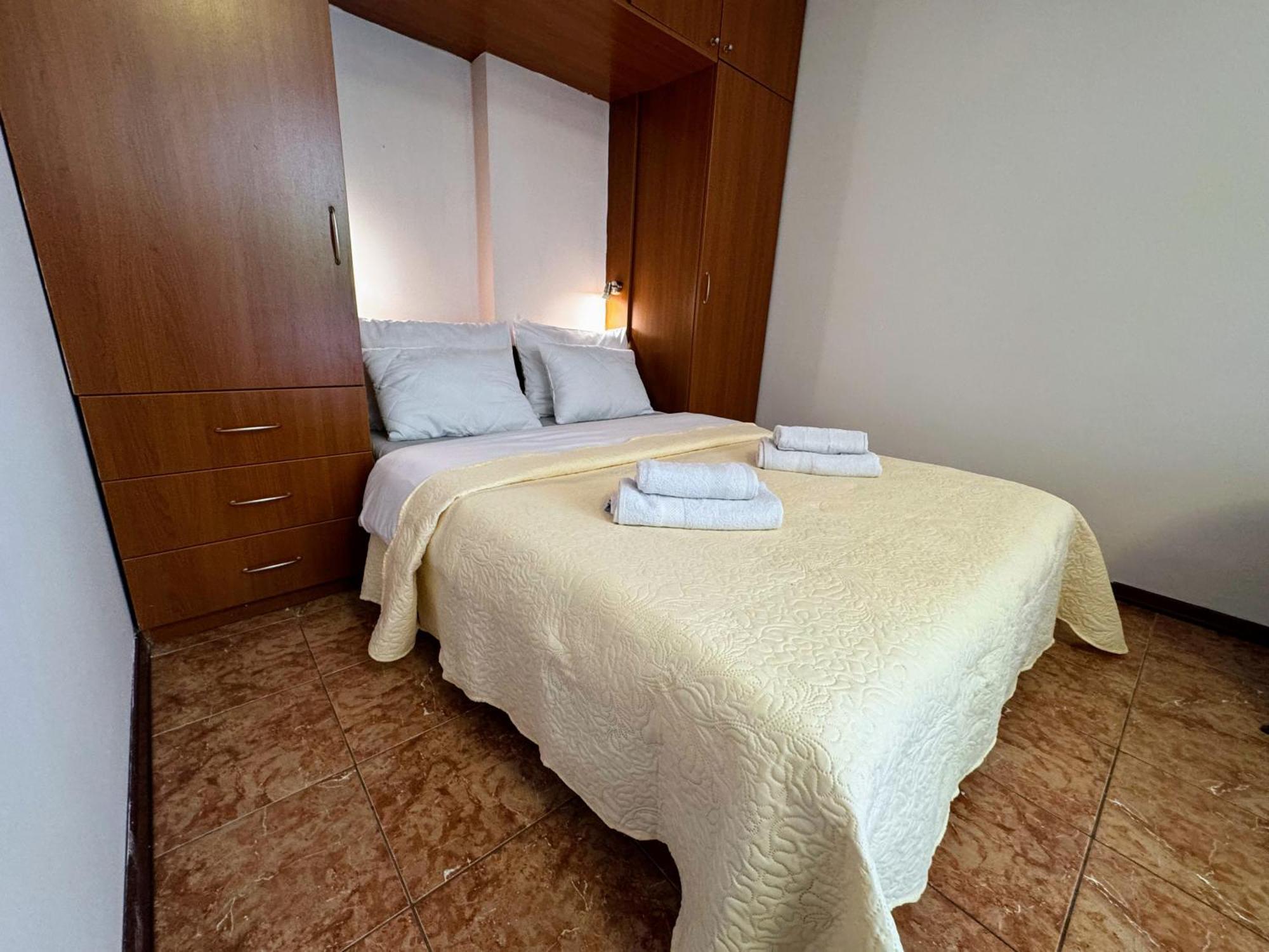 Grgur Studio Apartments Сплит Екстериор снимка